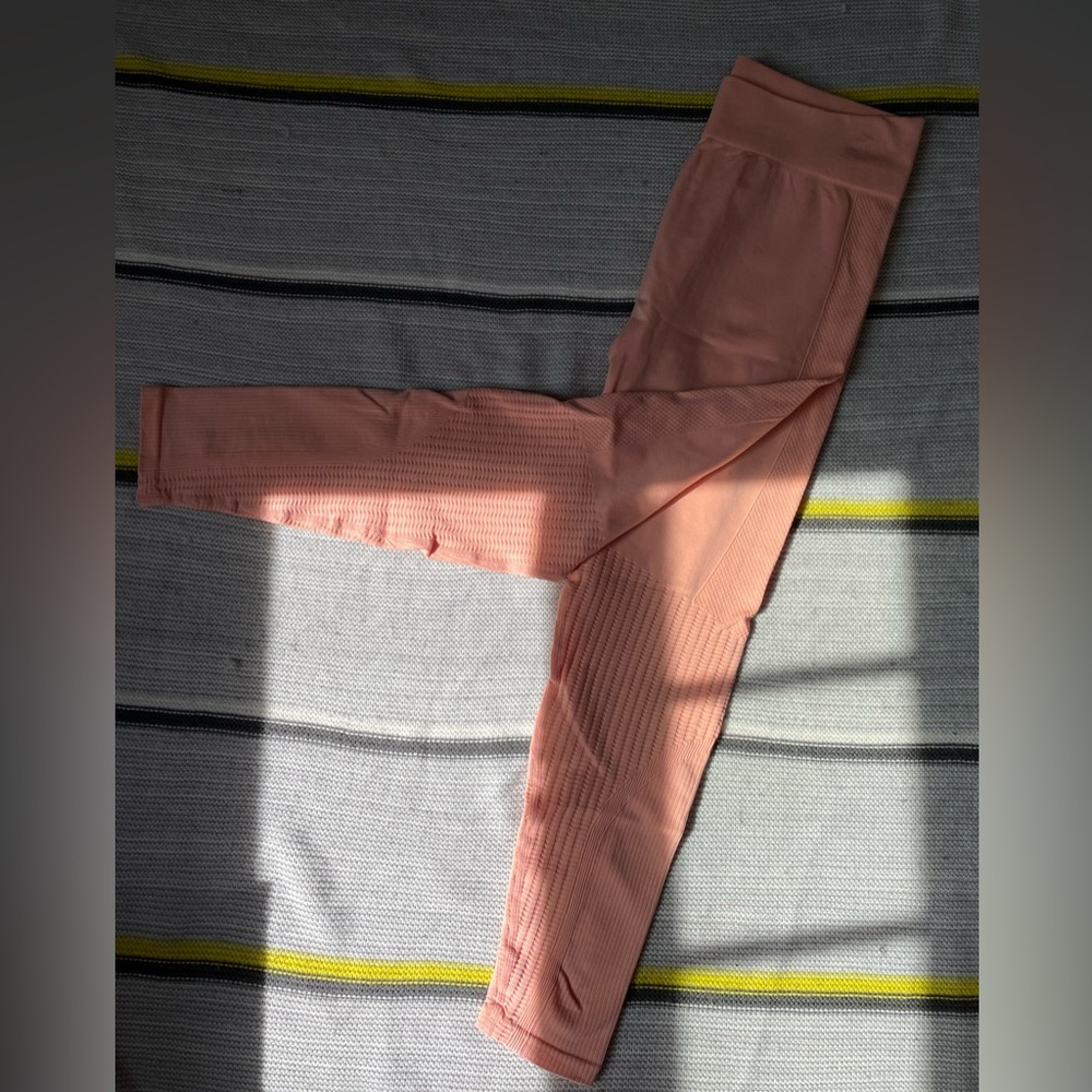 Peach leggings